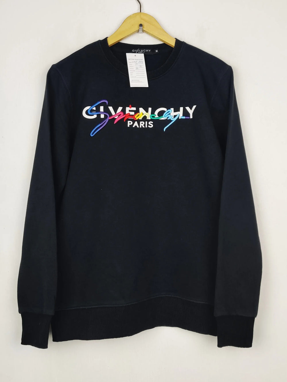 Buy online pre-used pre-loved 100% authentic & Original branded Givenchy (WMS-794) available in Pakistan. Top international brands avilable.