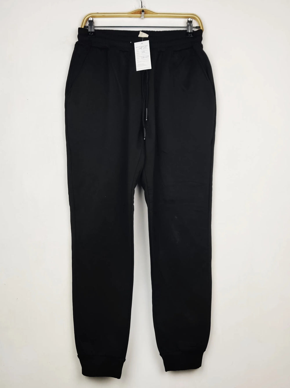 Buy online pre-used pre-loved 100% authentic & Original branded Unknown Brand (WMT-103) available in Pakistan. Top international brands avilable.
