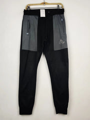 Buy online pre-used pre-loved 100% authentic & Original branded Unknown Brand (WMT-107) available in Pakistan. Top international brands avilable.