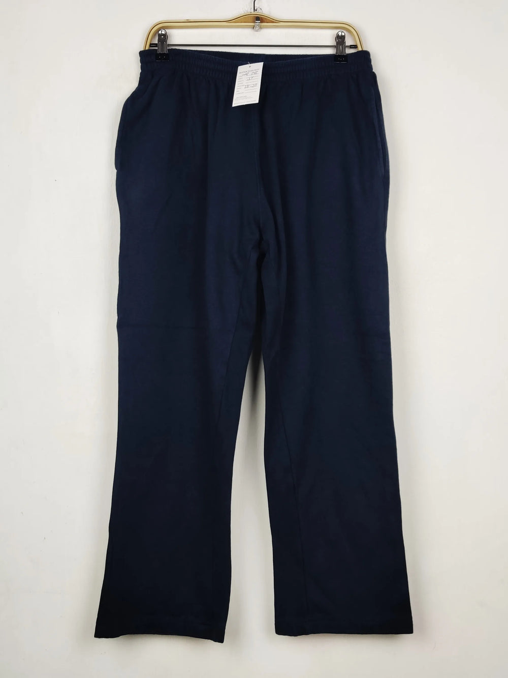 Buy online pre-used pre-loved 100% authentic & Original branded Cotton Traders (WMT-148) available in Pakistan. Top international brands avilable.
