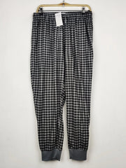 Buy online pre-used pre-loved 100% authentic & Original branded Primark (WMT-185) available in Pakistan. Top international brands avilable.