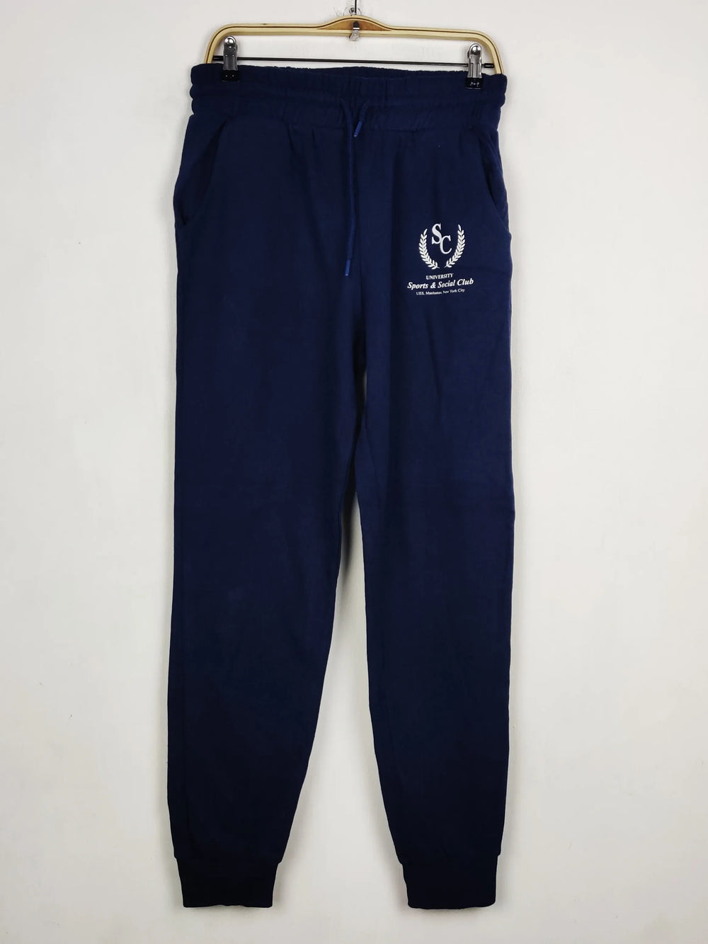 Buy online pre-used pre-loved 100% authentic & Original branded Primark (WMT-212) available in Pakistan. Top international brands avilable.
