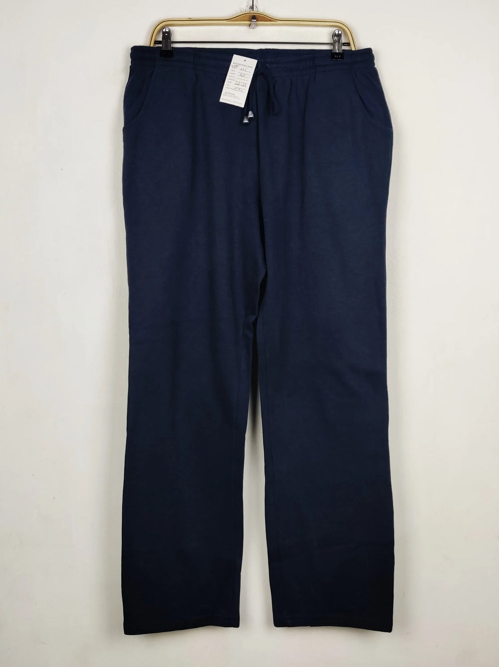 Buy online pre-used pre-loved 100% authentic & Original branded Damart (WMT-225) available in Pakistan. Top international brands avilable.