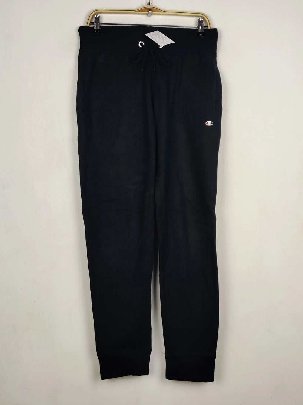 Buy online pre-used pre-loved 100% authentic & Original branded C.H.A.M.P.I.O.N (WMT-232) available in Pakistan. Top international brands avilable.