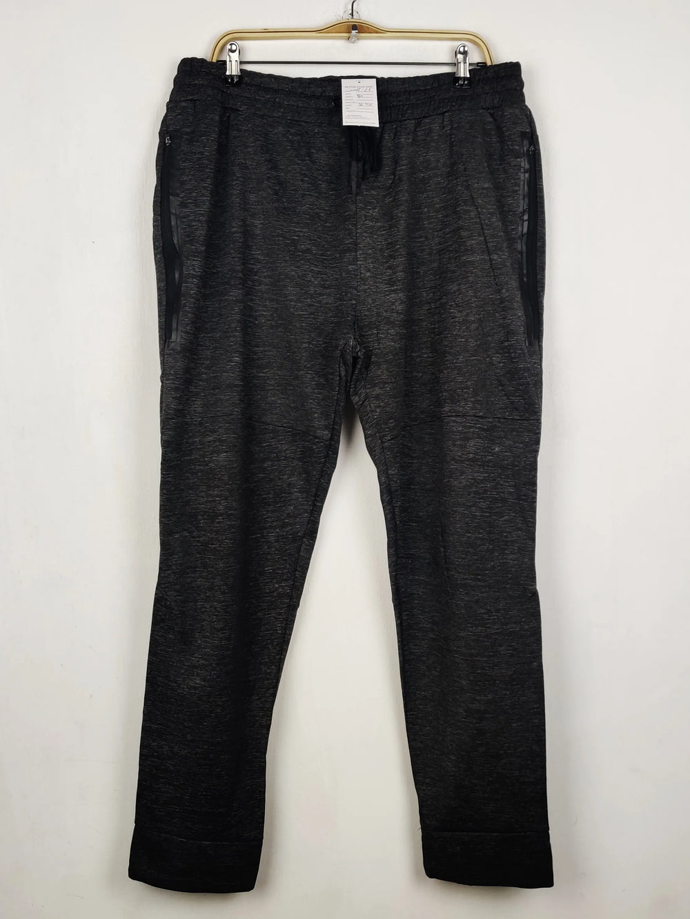 Buy online pre-used pre-loved 100% authentic & Original branded Primark (WMT-23) available in Pakistan. Top international brands avilable.