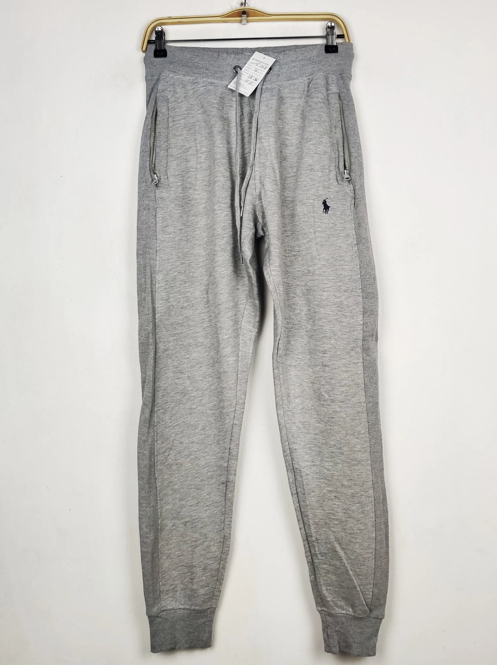 Buy online pre-used pre-loved 100% authentic & Original branded Unknown Brand (WMT-258) available in Pakistan. Top international brands avilable.