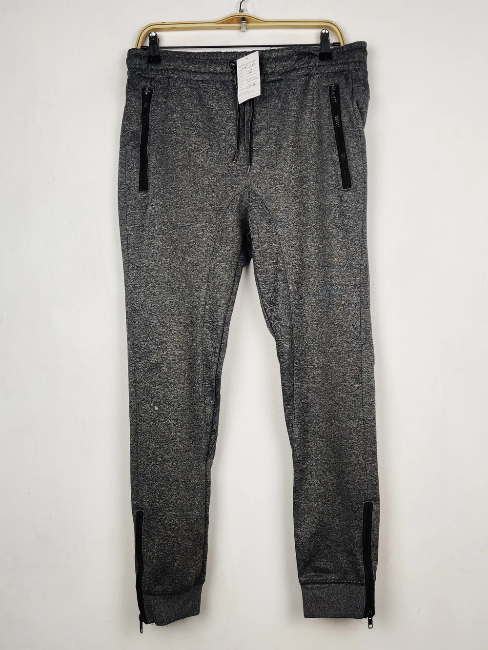 Buy online pre-used pre-loved 100% authentic & Original branded Aeropostale (WMT-294) available in Pakistan. Top international brands avilable.