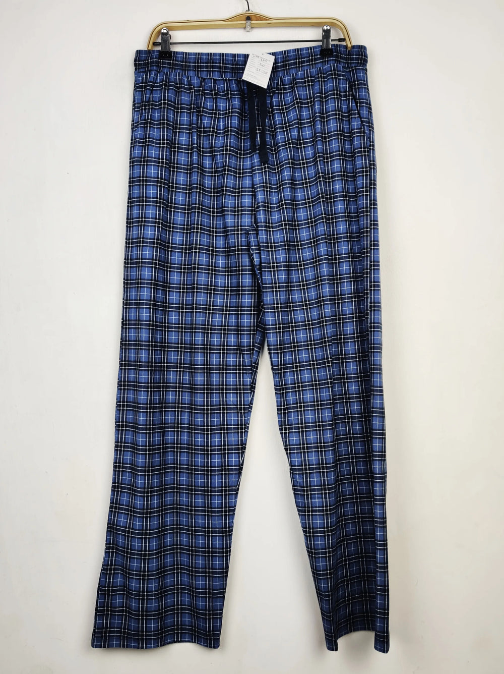 Buy online pre-used pre-loved 100% authentic & Original branded Unknown Brand (WMT-365) available in Pakistan. Top international brands avilable.