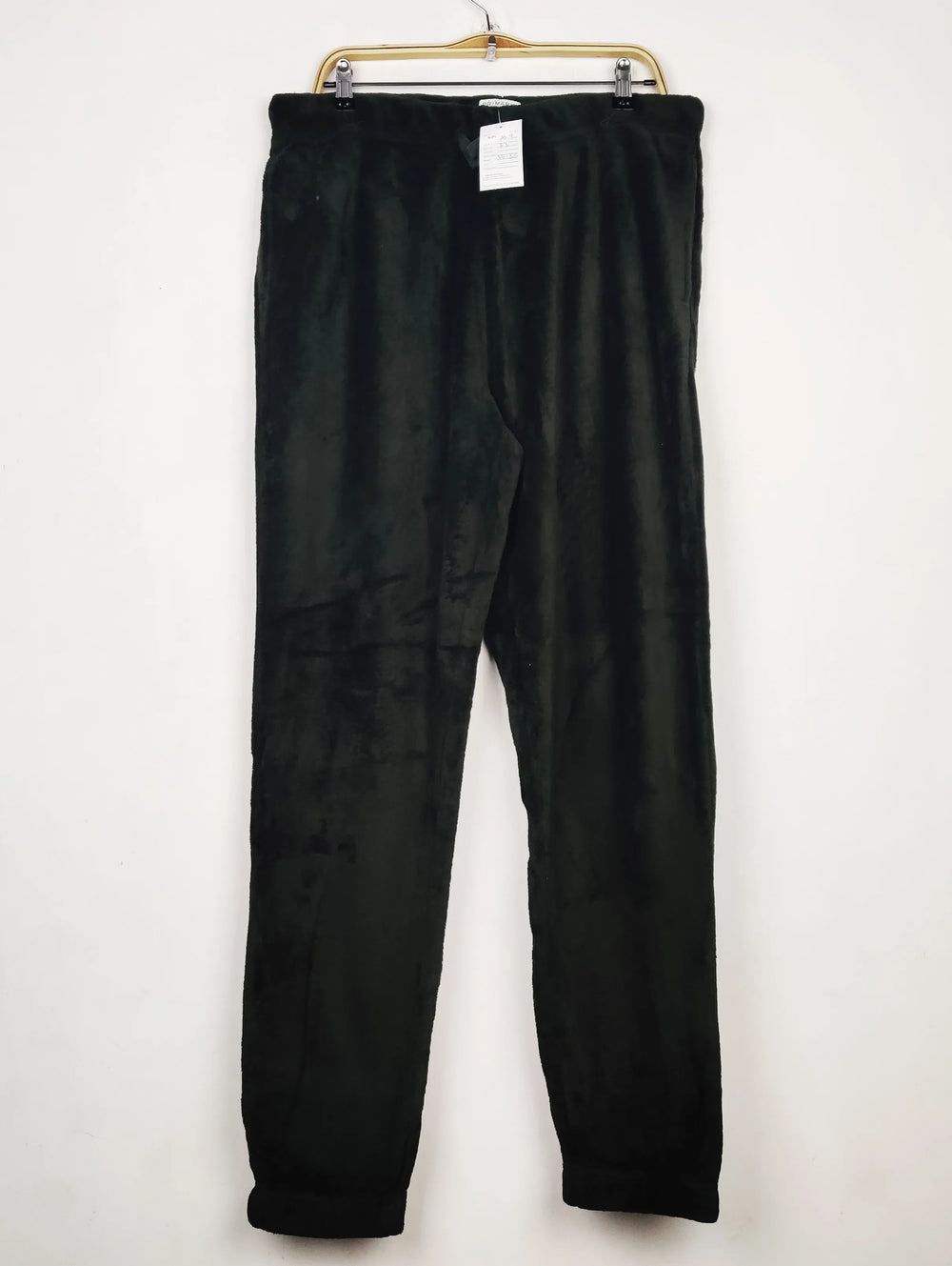 Buy online pre-used pre-loved 100% authentic & Original branded Primark (WMT-369) available in Pakistan. Top international brands avilable.
