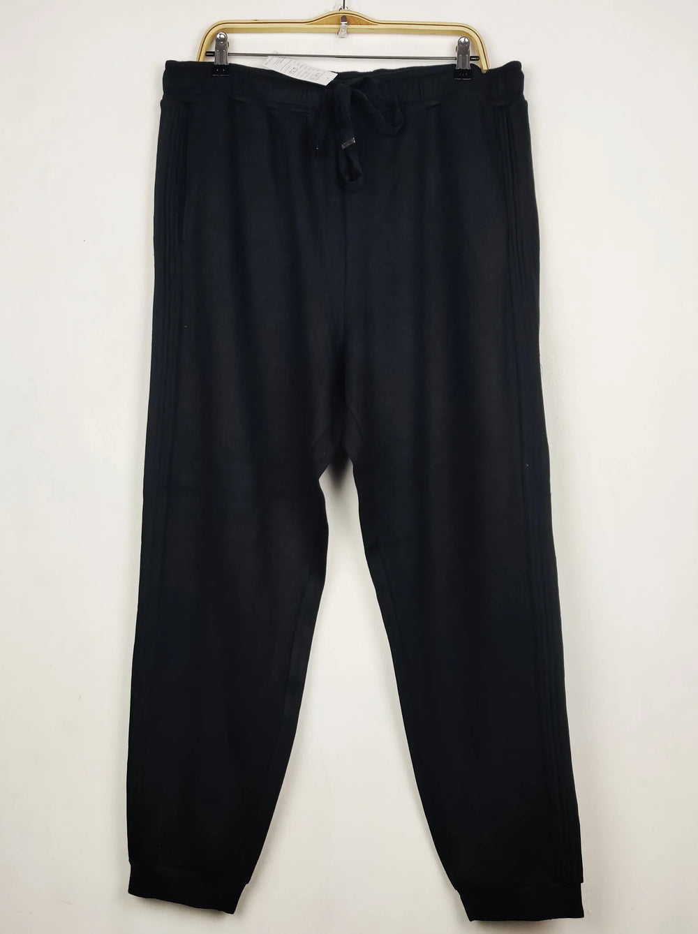 Buy online pre-used pre-loved 100% authentic & Original branded Marks & Spencer (WMT-38) available in Pakistan. Top international brands avilable.
