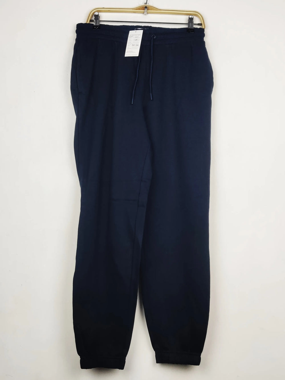 Buy online pre-used pre-loved 100% authentic & Original branded Primark (WMT-421) available in Pakistan. Top international brands avilable.