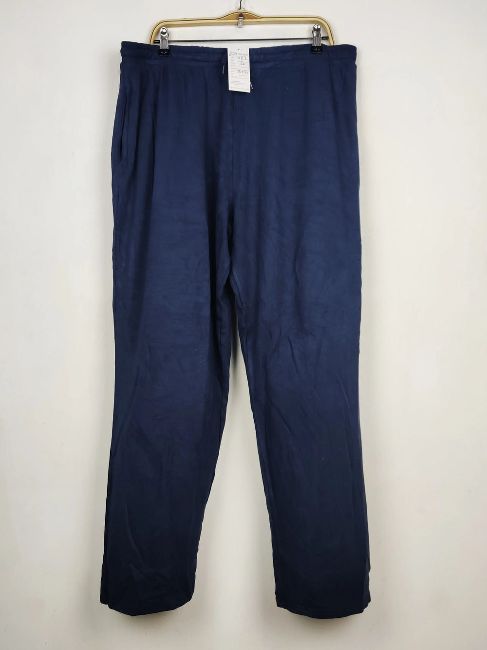 Buy online pre-used pre-loved 100% authentic & Original branded Primark (WMT-487) available in Pakistan. Top international brands avilable.