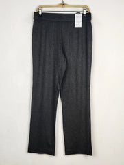Buy online pre-used pre-loved 100% authentic & Original branded Marks & Spencer (WMT-579) available in Pakistan. Top international brands avilable.