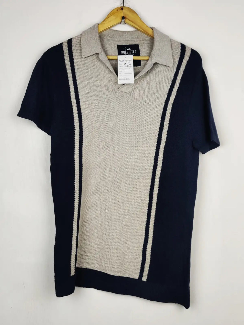 Buy online pre-used pre-loved 100% authentic & Original branded Hollister (WPP-1153) available in Pakistan. Top international brands avilable.