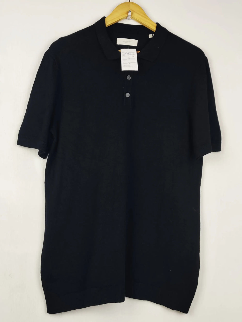 Buy online pre-used pre-loved 100% authentic & Original branded Jack & Jones (WPP-307) available in Pakistan. Top international brands avilable.