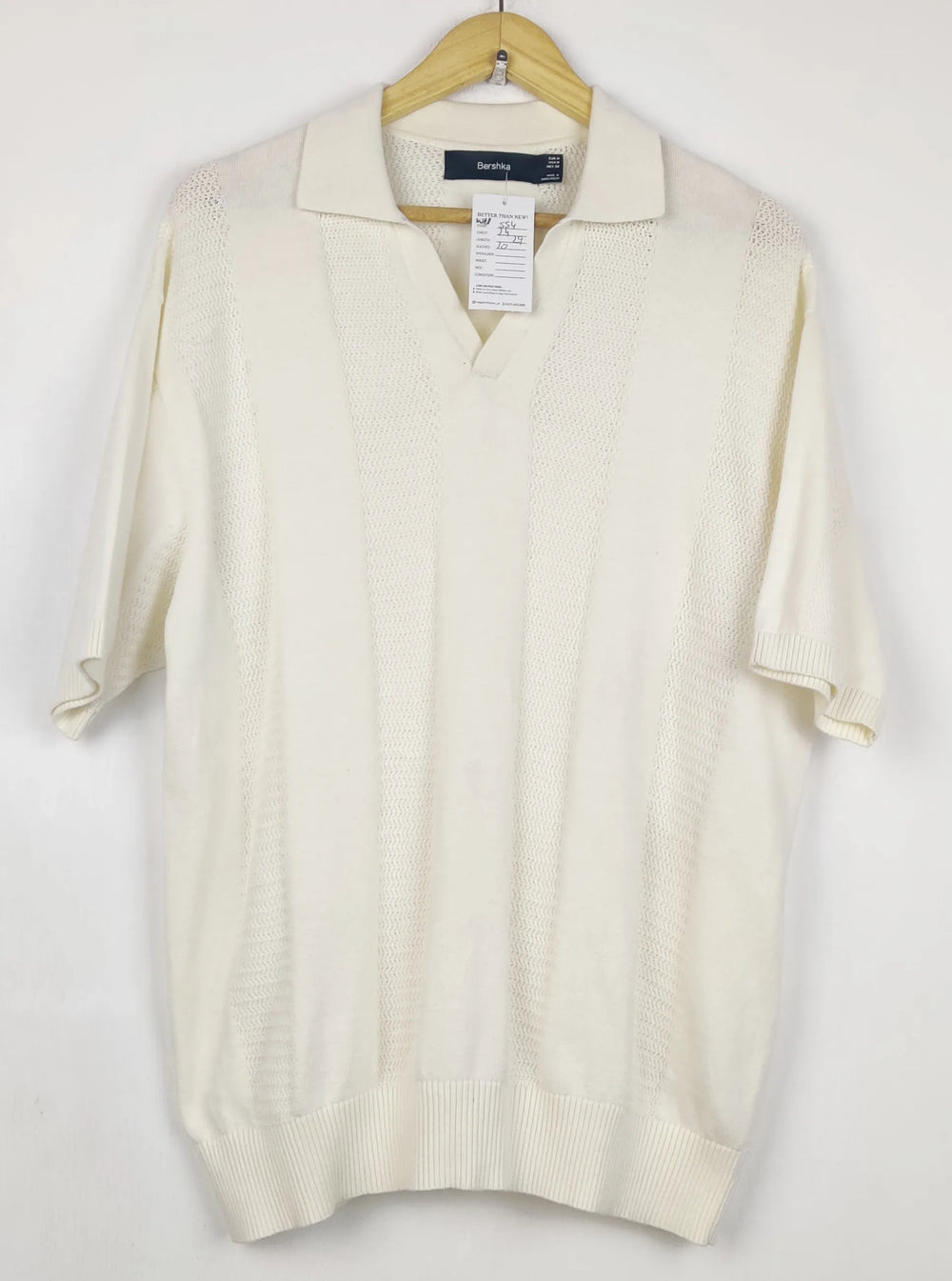Buy online pre-used pre-loved 100% authentic & Original branded Bershka (WPP-554) available in Pakistan. Top international brands avilable.