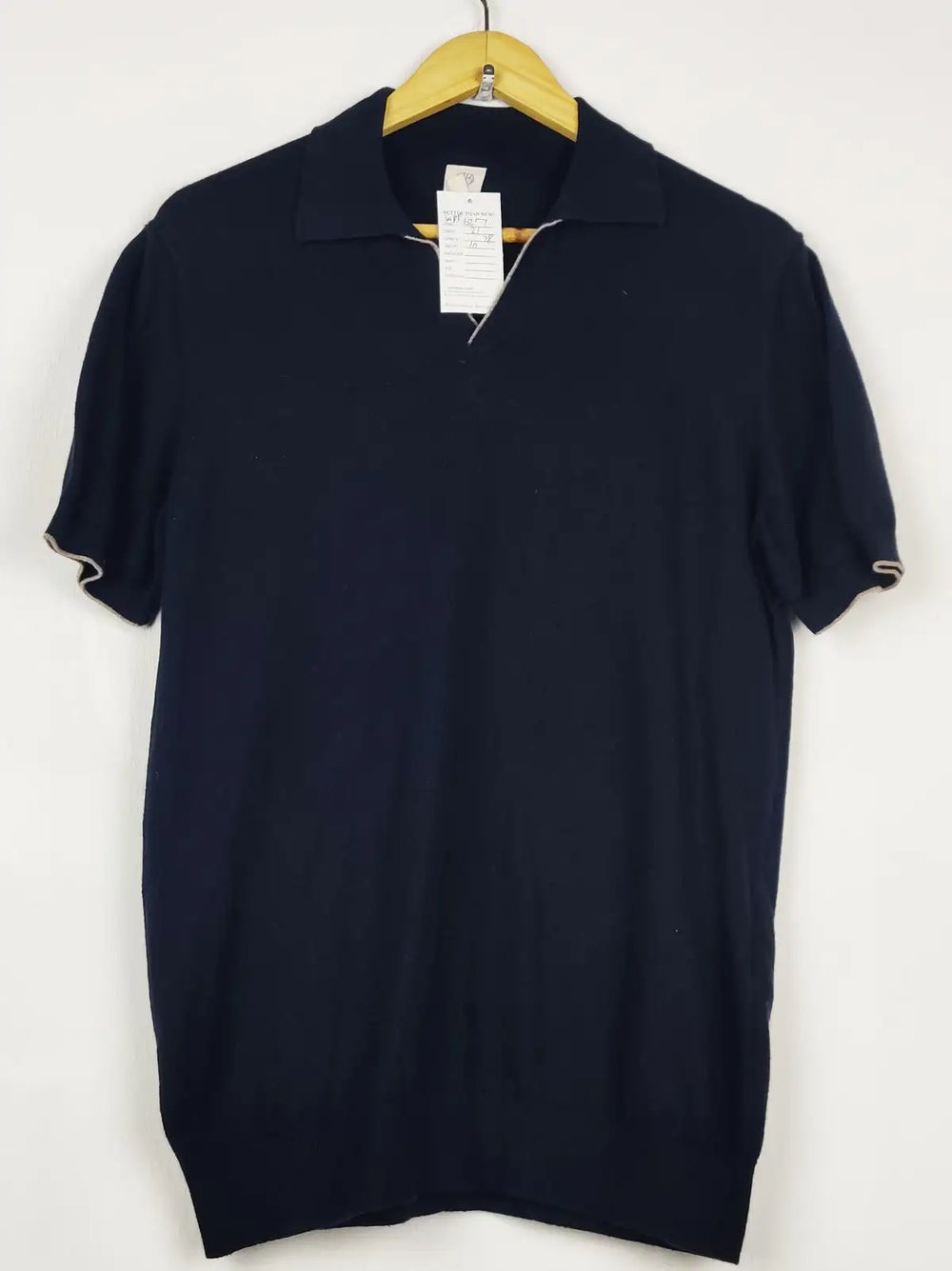 Buy online pre-used pre-loved 100% authentic & Original branded Mb (WPP-627) available in Pakistan. Top international brands avilable.