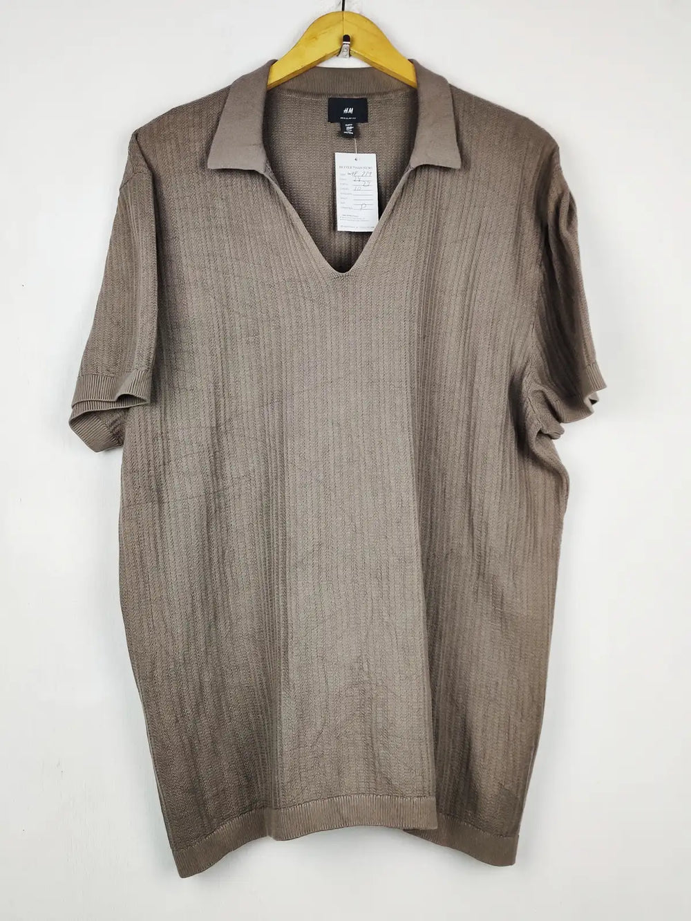 Buy online pre-used pre-loved 100% authentic & Original branded H&M (WPP-739) available in Pakistan. Top international brands avilable.