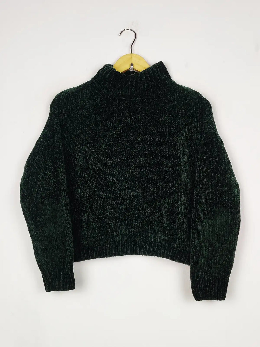 Buy online pre-used pre-loved 100% authentic & Original branded Pull&Bear (WT-10516) available in Pakistan. Top international brands avilable.