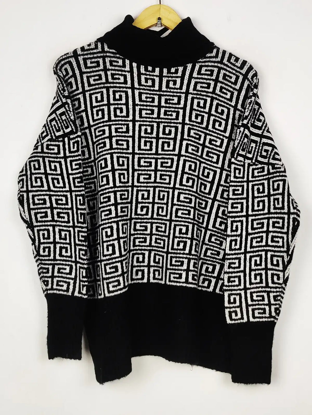 Buy online pre-used pre-loved 100% authentic & Original branded Pep&Co (WT-10544) available in Pakistan. Top international brands avilable.