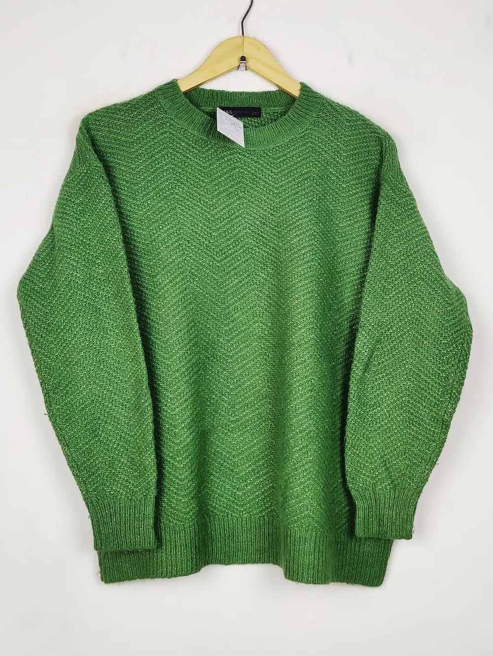 Buy online pre-used pre-loved 100% authentic & Original branded Marks & Spencer (WT-10719) available in Pakistan. Top international brands avilable.