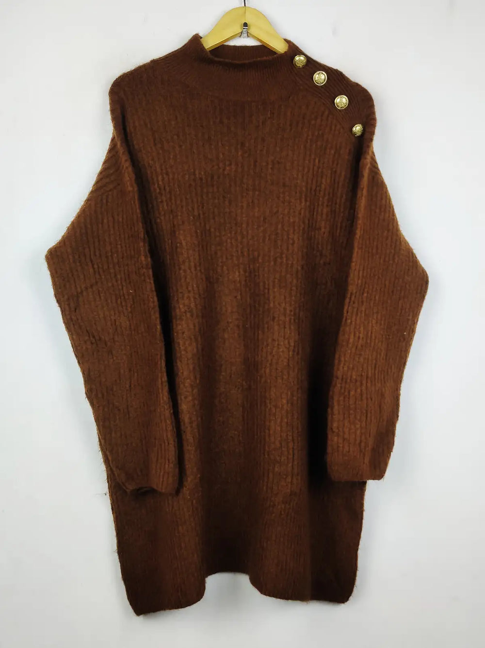 Buy online pre-used pre-loved 100% authentic & Original branded River Island (WT-10762) available in Pakistan. Top international brands avilable.