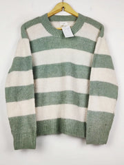Buy online pre-used pre-loved 100% authentic & Original branded H&M (WT-10786) available in Pakistan. Top international brands avilable.