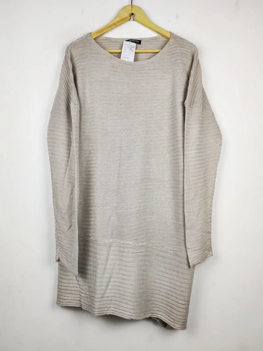 Buy online pre-used pre-loved 100% authentic & Original branded The Collection (WT-10793) available in Pakistan. Top international brands avilable.
