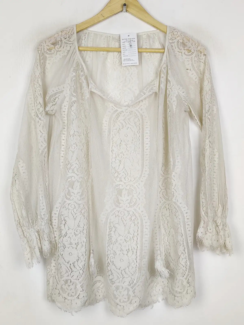 Buy online pre-used pre-loved 100% authentic & Original branded Unknown Brand (WT-10892) available in Pakistan. Top international brands avilable.
