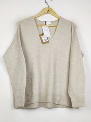 Buy online pre-used pre-loved 100% authentic & Original branded H&M (WT-10912) available in Pakistan. Top international brands avilable.