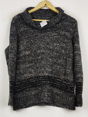 Buy online pre-used pre-loved 100% authentic & Original branded Christmas (WT-10920) available in Pakistan. Top international brands avilable.
