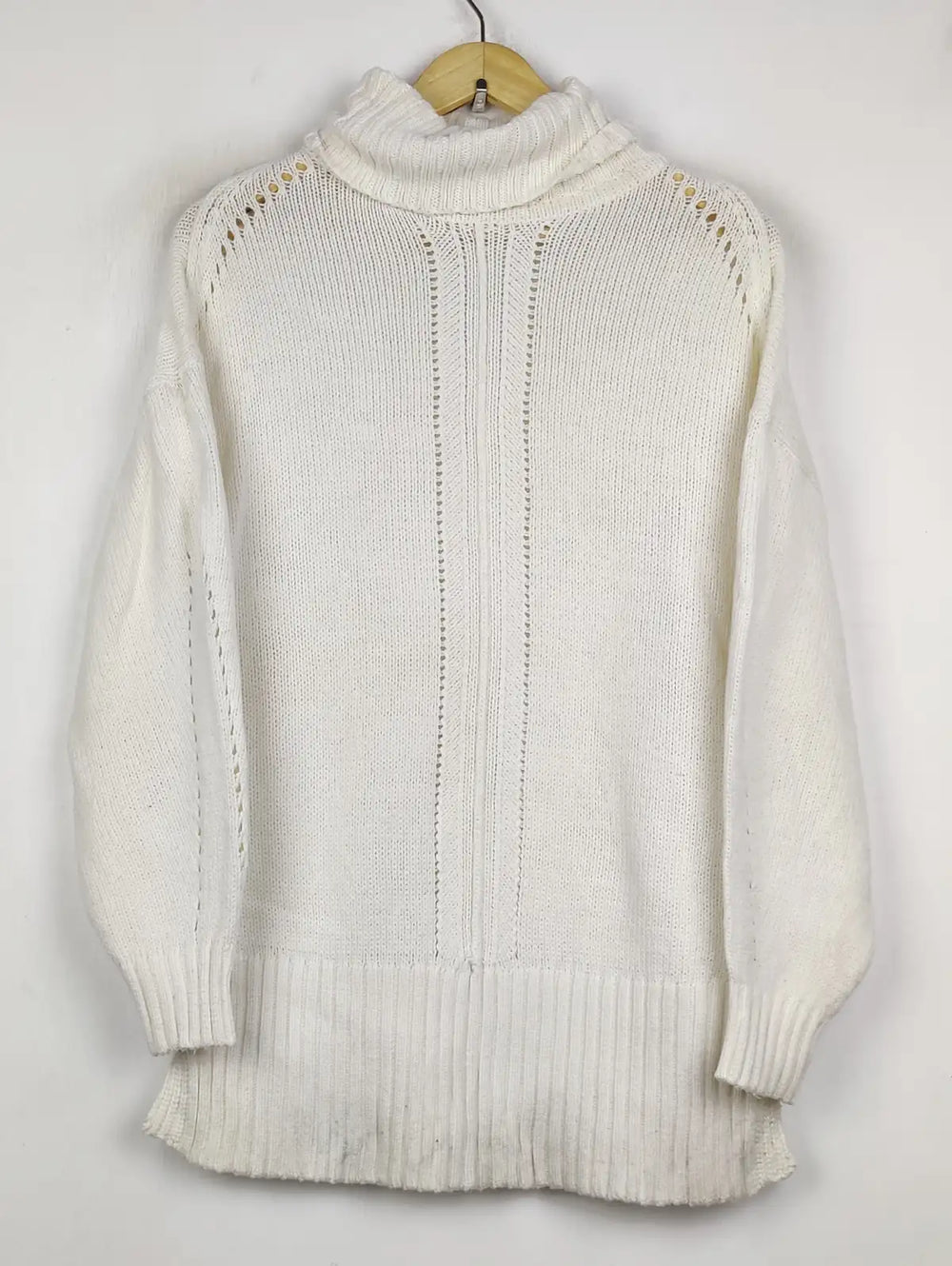Buy online pre-used pre-loved 100% authentic & Original branded Object (WT-10921) available in Pakistan. Top international brands avilable.