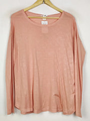 Buy online pre-used pre-loved 100% authentic & Original branded H&M (WT-10947) available in Pakistan. Top international brands avilable.