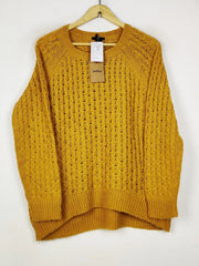 Buy online pre-used pre-loved 100% authentic & Original branded H&M (WT-11024) available in Pakistan. Top international brands avilable.