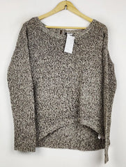 Buy online pre-used pre-loved 100% authentic & Original branded Vero Moda (WT-11078) available in Pakistan. Top international brands avilable.