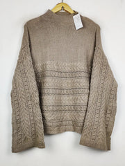 Buy online pre-used pre-loved 100% authentic & Original branded Unknown Brand (WT-11185) available in Pakistan. Top international brands avilable.