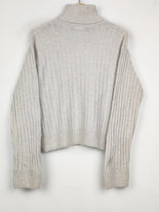 Buy online pre-used pre-loved 100% authentic & Original branded H&M (WT-11242) available in Pakistan. Top international brands avilable.