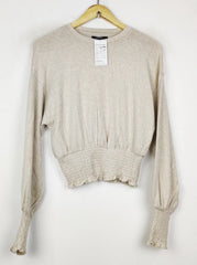 Buy online pre-used pre-loved 100% authentic & Original branded Bershka (WT-11312) available in Pakistan. Top international brands avilable.
