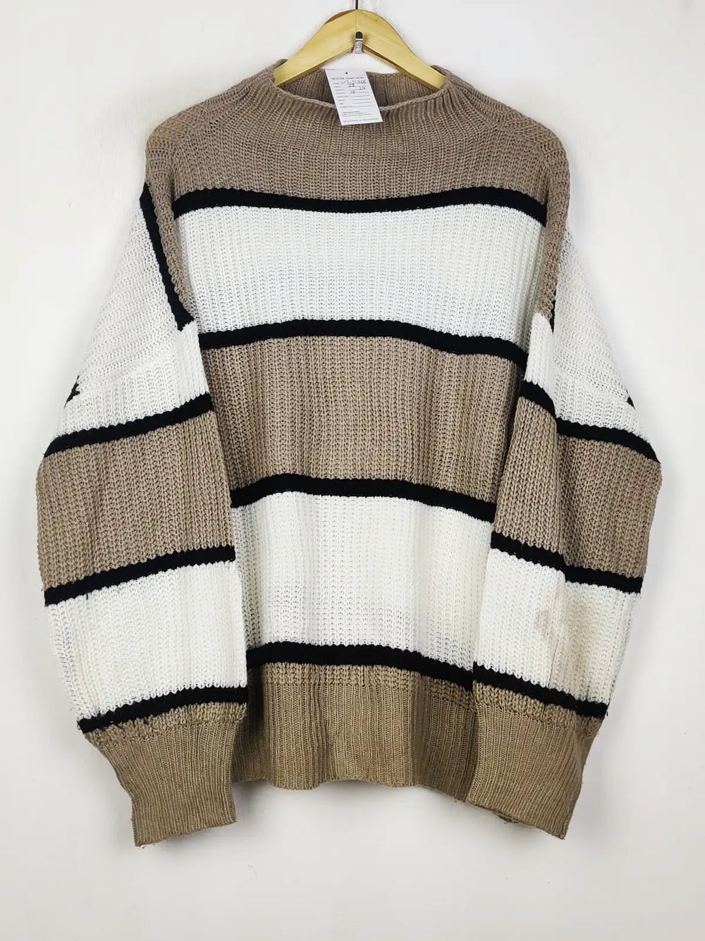 Buy online pre-used pre-loved 100% authentic & Original branded Shein (WT-11368) available in Pakistan. Top international brands avilable.