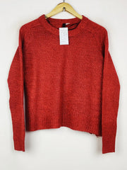 Buy online pre-used pre-loved 100% authentic & Original branded H&M (WT-11381) available in Pakistan. Top international brands avilable.