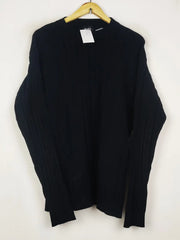 Buy online pre-used pre-loved 100% authentic & Original branded Pull & Bear (WT-11383) available in Pakistan. Top international brands avilable.