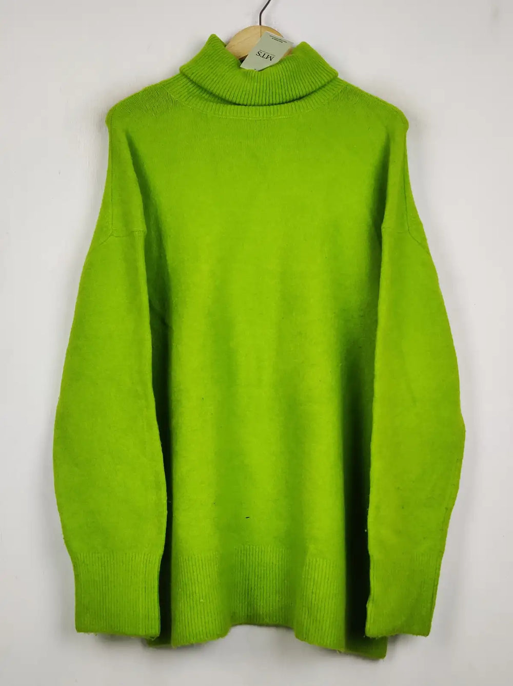 Buy online pre-used pre-loved 100% authentic & Original branded Zara (WT-11471) available in Pakistan. Top international brands avilable.