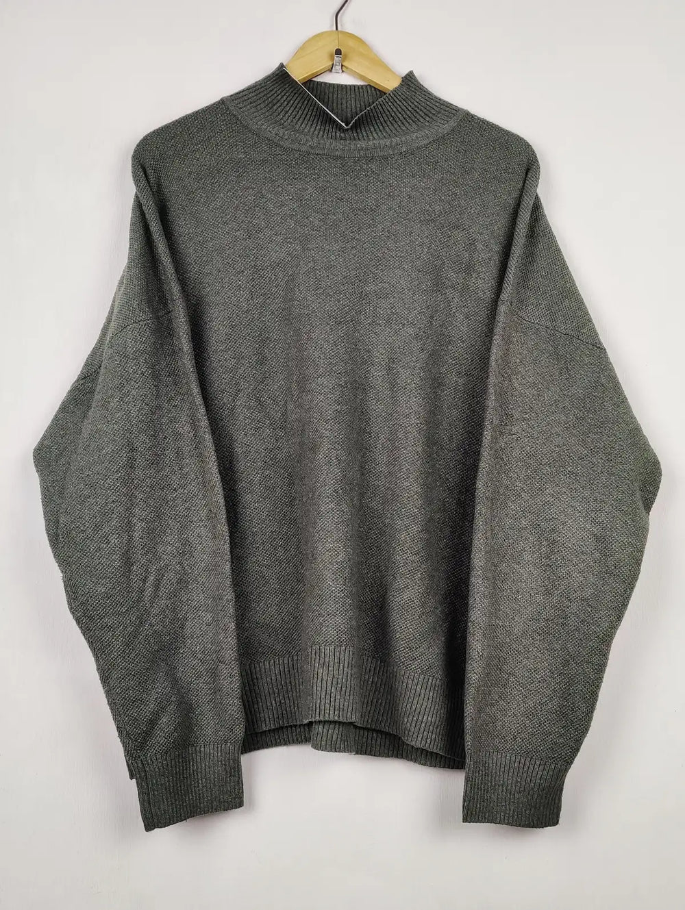 Buy online pre-used pre-loved 100% authentic & Original branded Marks & Spencer (WT-11610) available in Pakistan. Top international brands avilable.