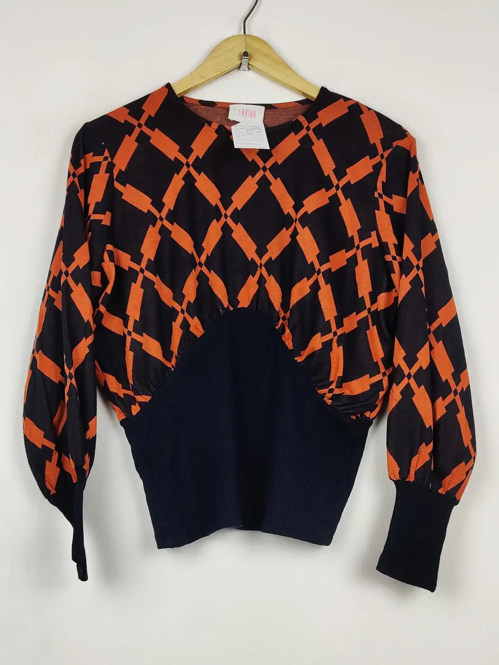 Buy online pre-used pre-loved 100% authentic & Original branded Savida (WT-11683) available in Pakistan. Top international brands avilable.