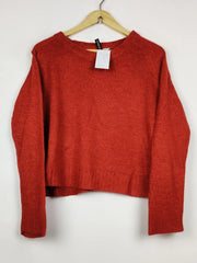 Buy online pre-used pre-loved 100% authentic & Original branded H&M (WT-11684) available in Pakistan. Top international brands avilable.