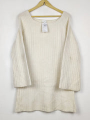 Buy online pre-used pre-loved 100% authentic & Original branded H&M (WT-11706) available in Pakistan. Top international brands avilable.