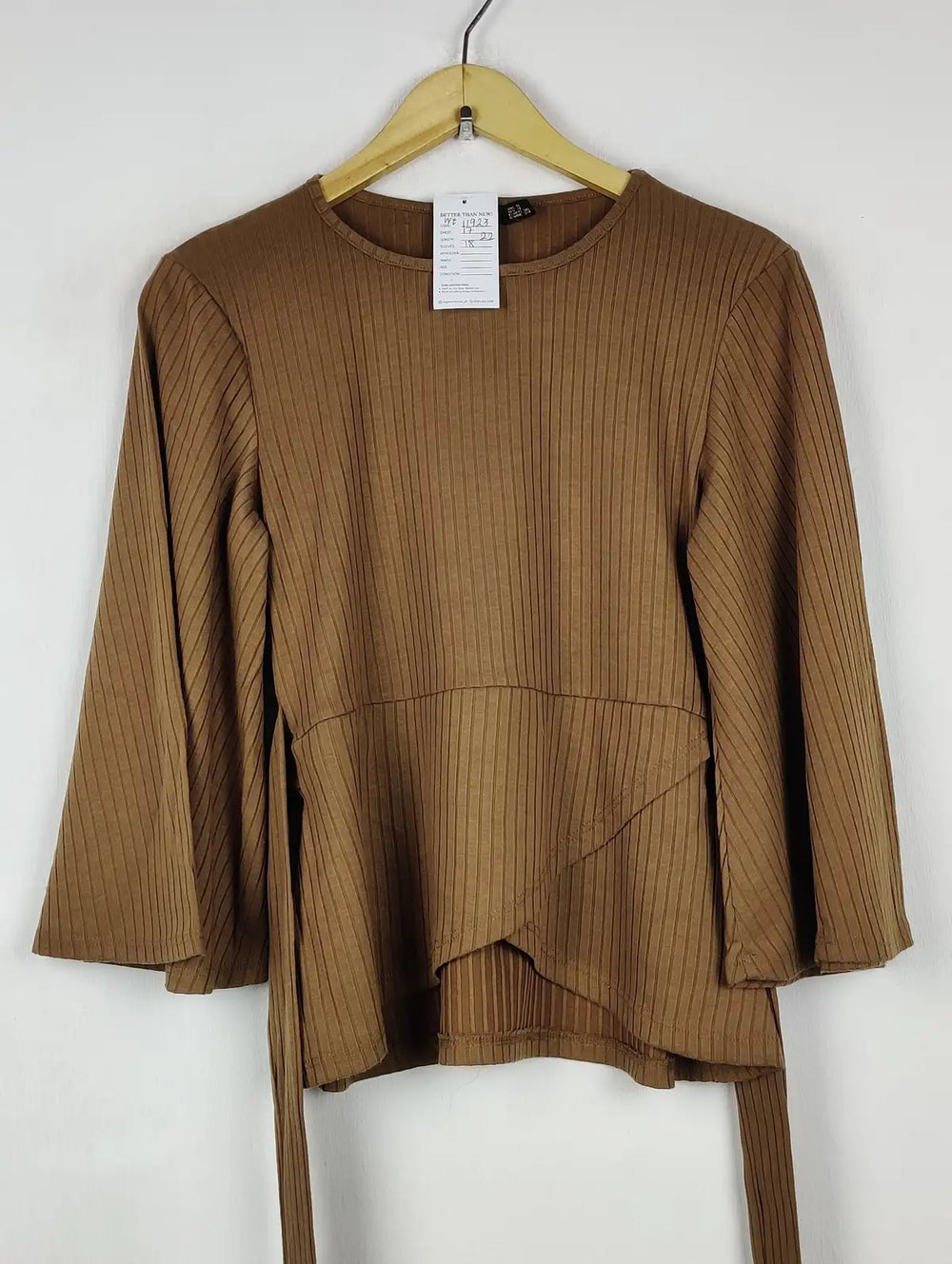 Buy online pre-used pre-loved 100% authentic & Original branded Boohoo (WT-11923) available in Pakistan. Top international brands avilable.