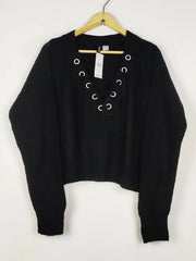 Buy online pre-used pre-loved 100% authentic & Original branded H&M (WT-12002) available in Pakistan. Top international brands avilable.
