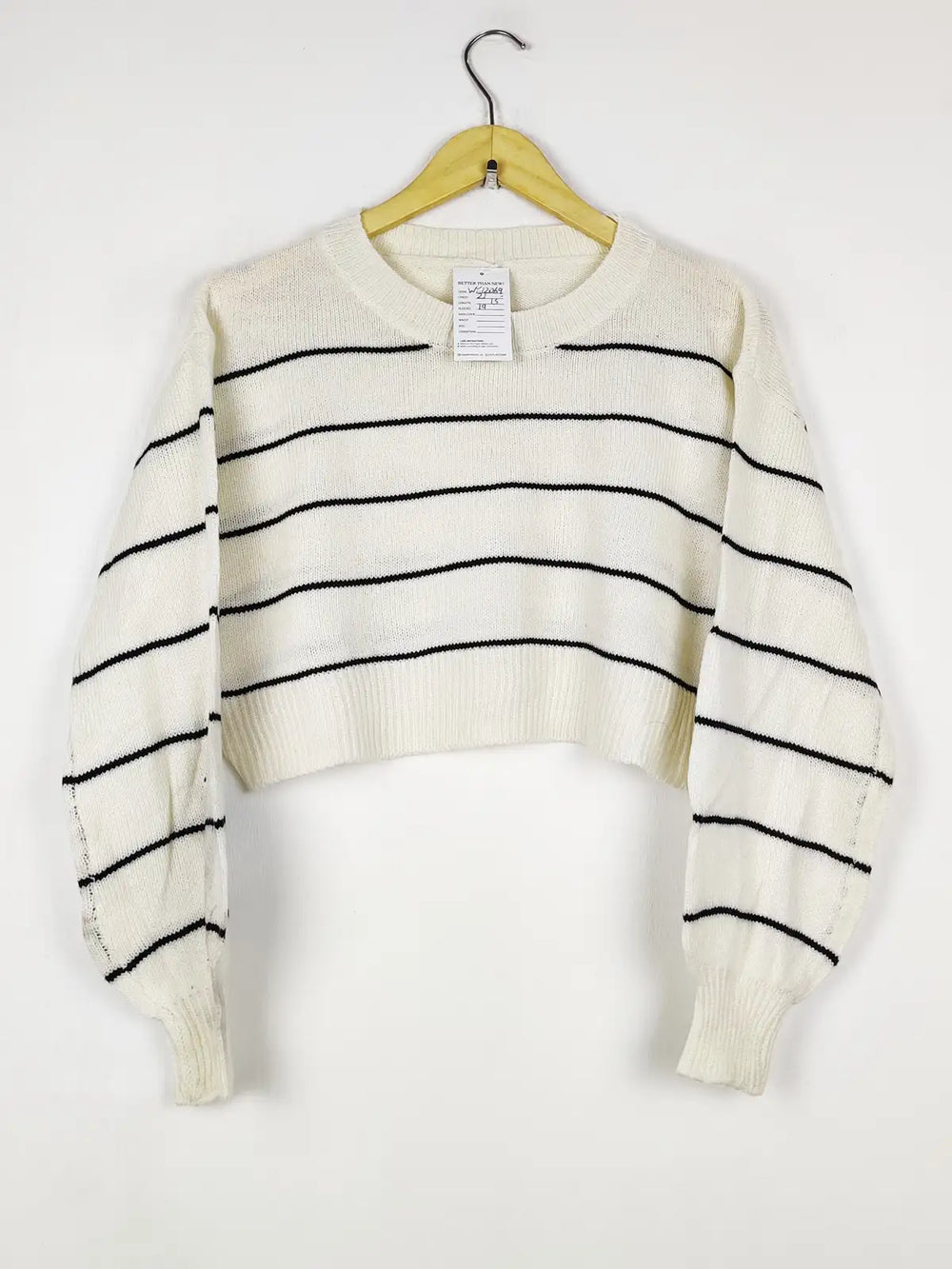 Buy online pre-used pre-loved 100% authentic & Original branded Unknown Brand (WT-12069) available in Pakistan. Top international brands avilable.