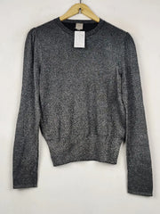 Buy online pre-used pre-loved 100% authentic & Original branded H&M (WT-12282) available in Pakistan. Top international brands avilable.